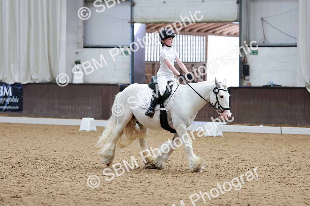 SBM_013268 - Class 1-2-3-4 - MQ Open U21 Intro 1-2