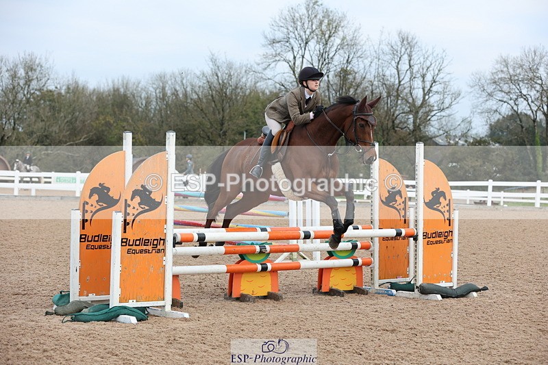 241101A-083101-00262 - FRI Cls 2 British Novice and 90cm Open