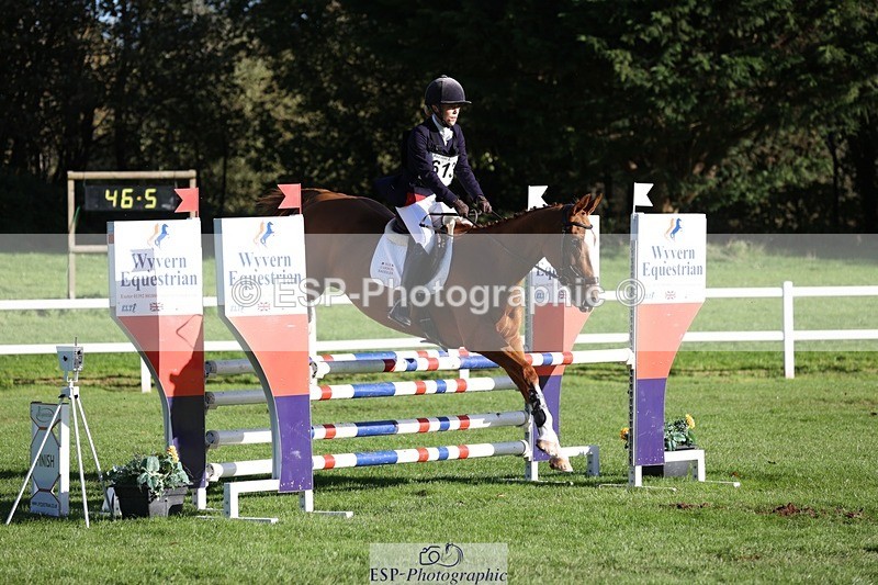 231022-103933-24660 - 613-CAVS.GIRL-Anna.Webster-TrotUp+SJ