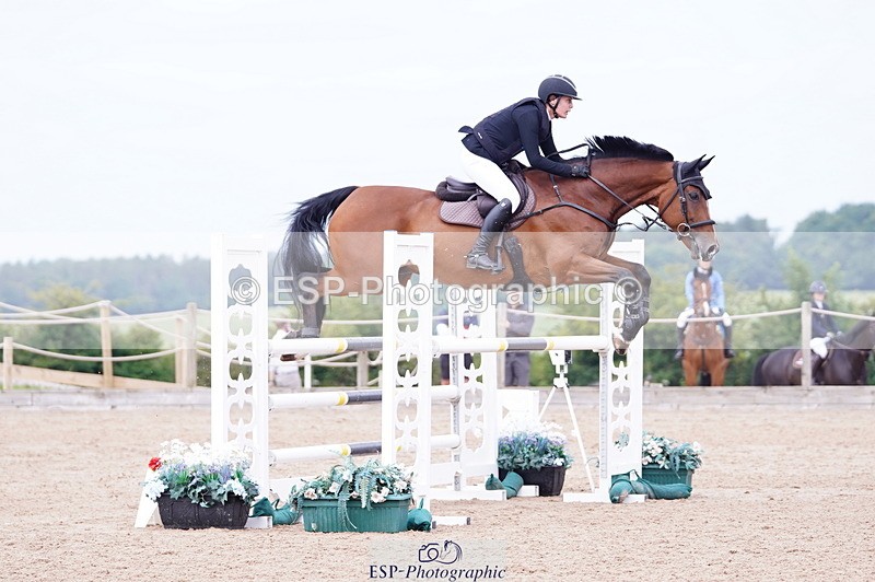 240803A-105216-07300 - Cls 29 Snr Foxhunter