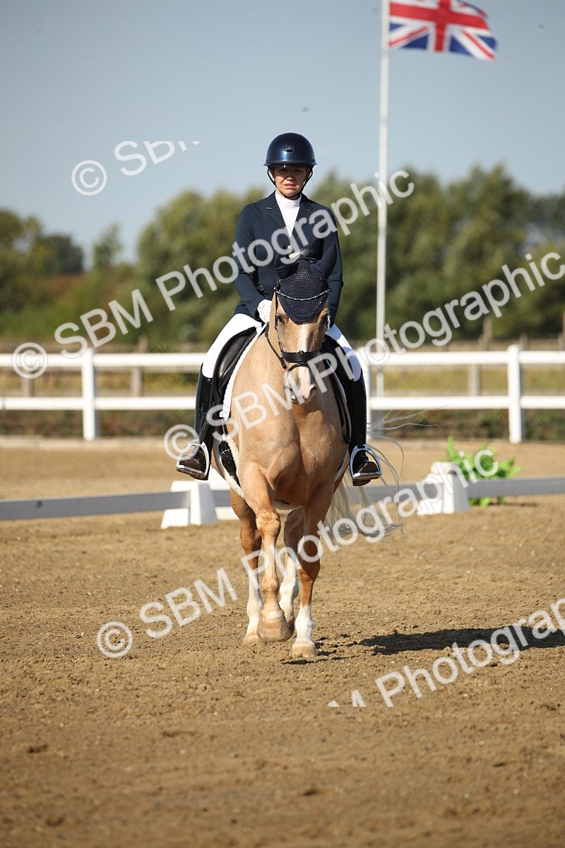 SBM_004537 - Class 11 - Novice 5 - 9.0010.03