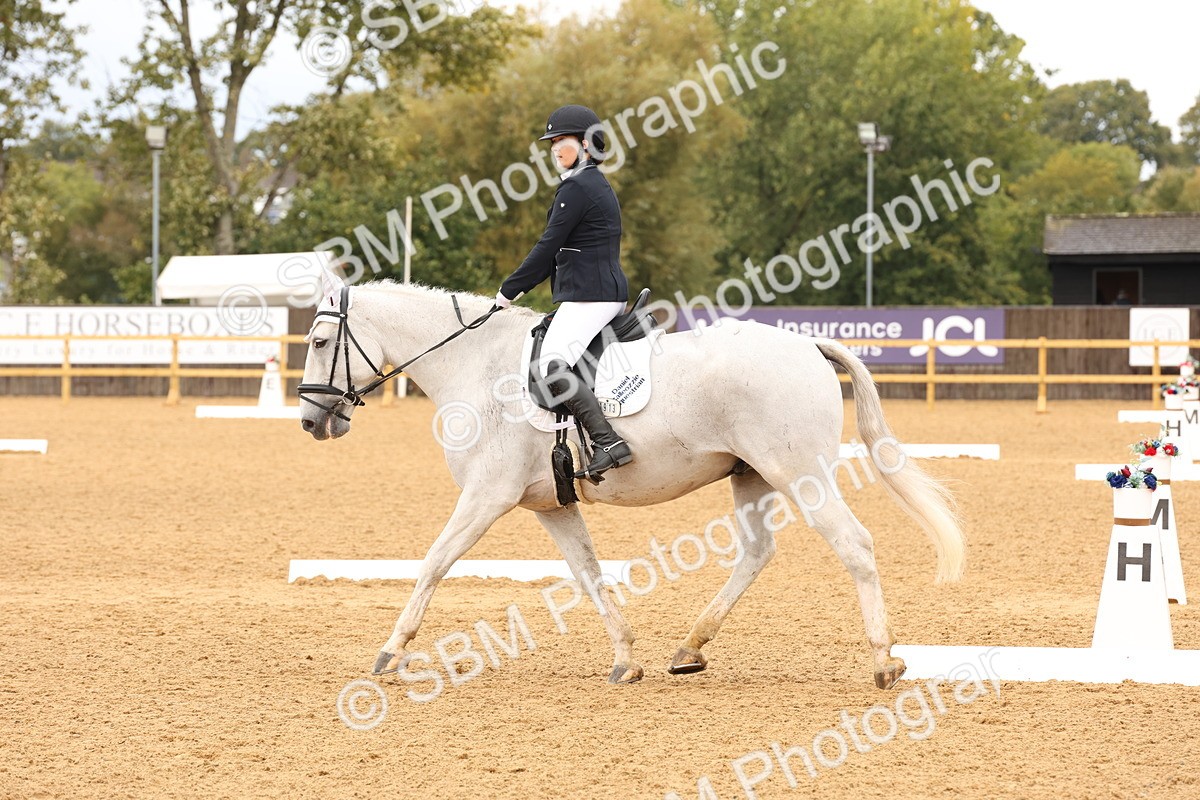 SBM_44156 - D6 - Small Tour Championship Intro 4
