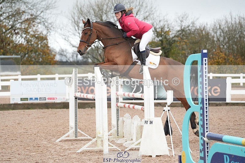 251107-130603-00862 - Cls 5 Newcomers and 1.10m Open