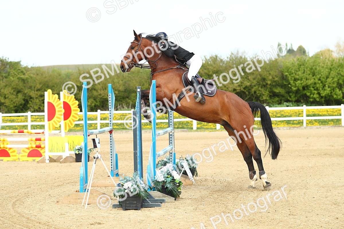 SBM_001243 - Class 5 - Senior Foxhunter 1.20m