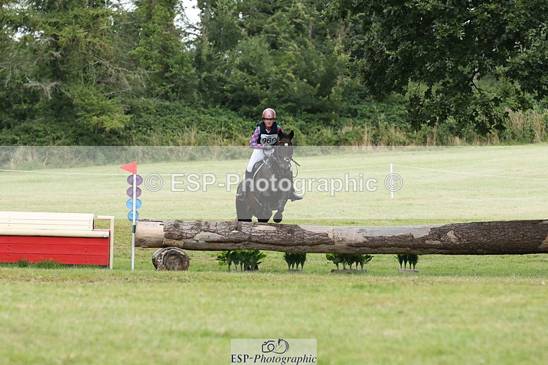 240825X-172915-37929 - 80cm XC 16.30 to 17.30