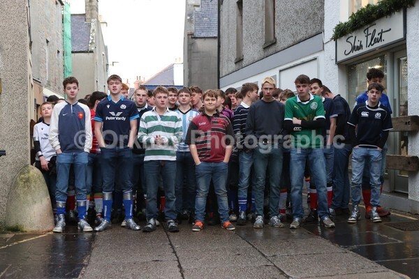 AA076295 - New Years Boys Ba'