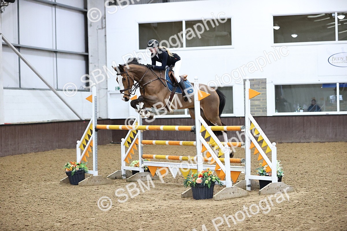SBM_006511_Class 17 - Senior Foxhunter - 120m - Cart - Cassandra