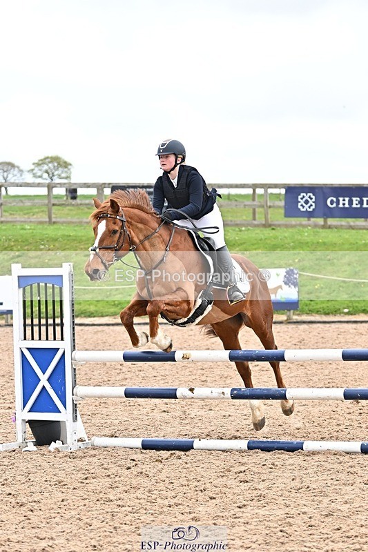 250414-113820-00616 - 90cm Round 1