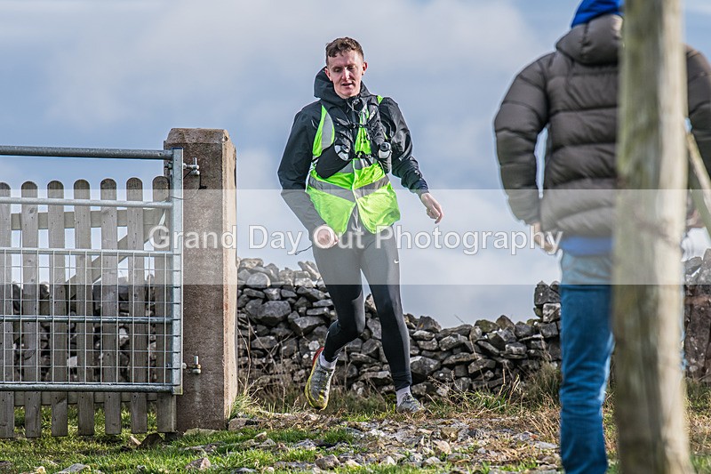 Litton-224 - Litton Christmas Cracker Fell Race (Limestone Series) Sunday 14th December 2025