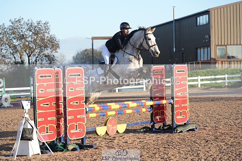 251108-083524-01782 - Cls 9 British Novice and 90cm Open