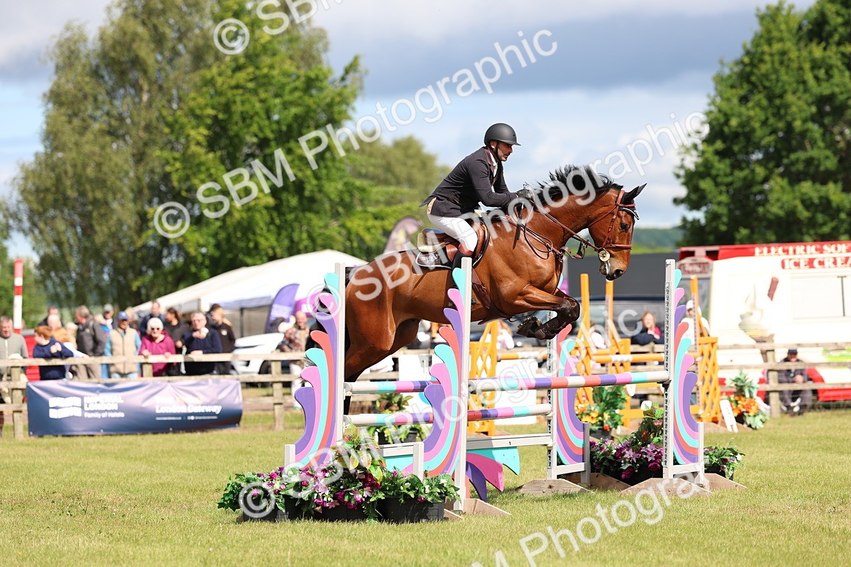 SBM_13363 - Class 206 - Senior Newcomers - 1.10m Open