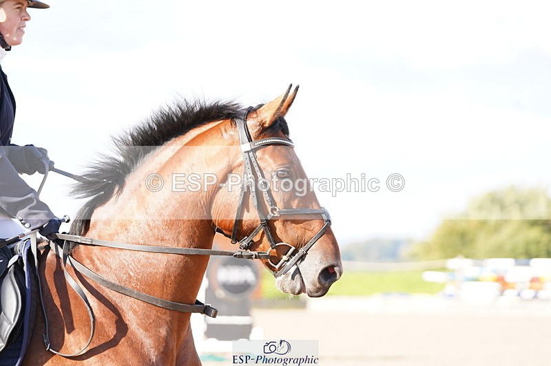 241004A-101510-00054 - Fri 01 Snr Disco & 1.00m Open