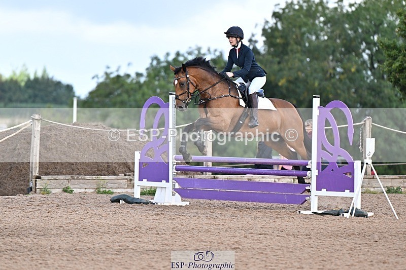 260819-102853-00056 - Cls 1 Clear Round