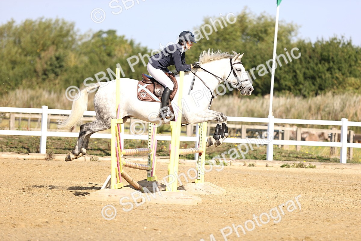 SBM_005522 - Class 8 - Clear Round