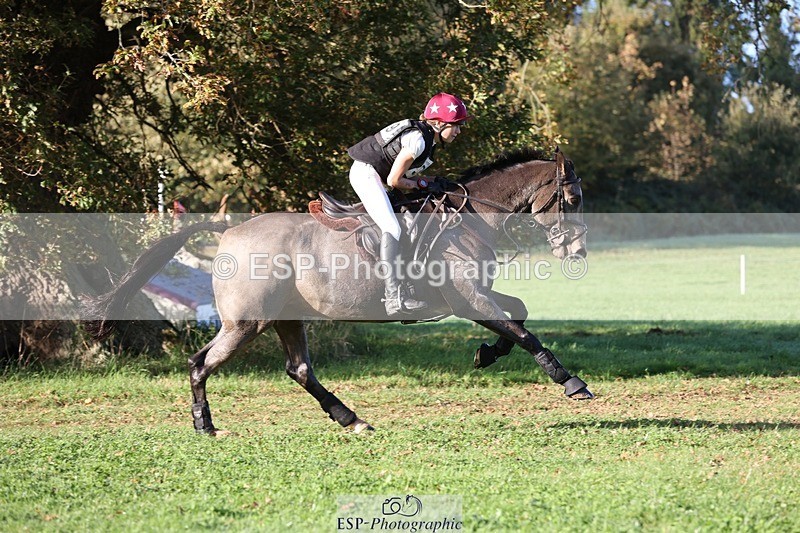 241026-094331-11363 - 319-Neve.Webber-MR.BUZZ