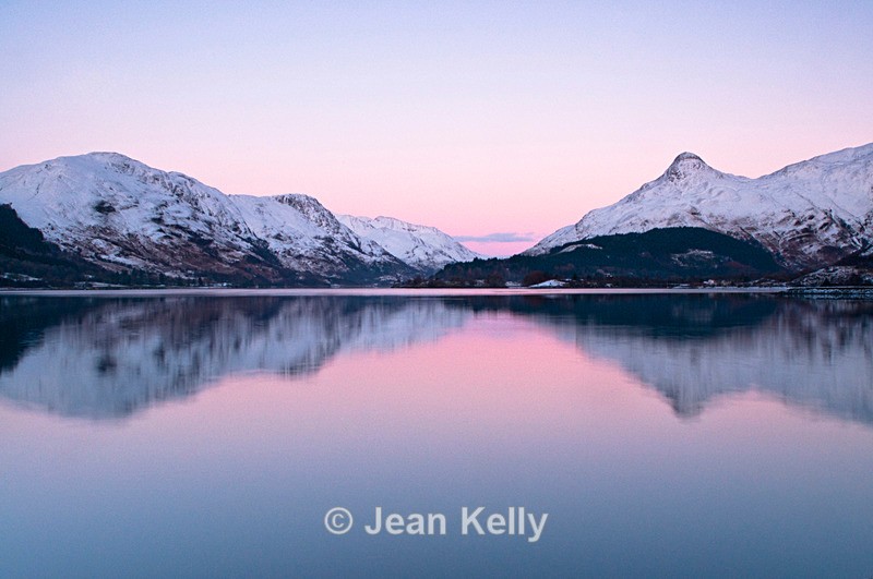Loch Leven - 8575 - Scotland