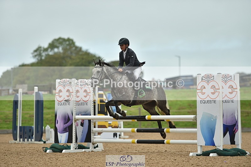 230819A-101538-00141 - Cls 36 Stepping Stones 128cm + 138cm