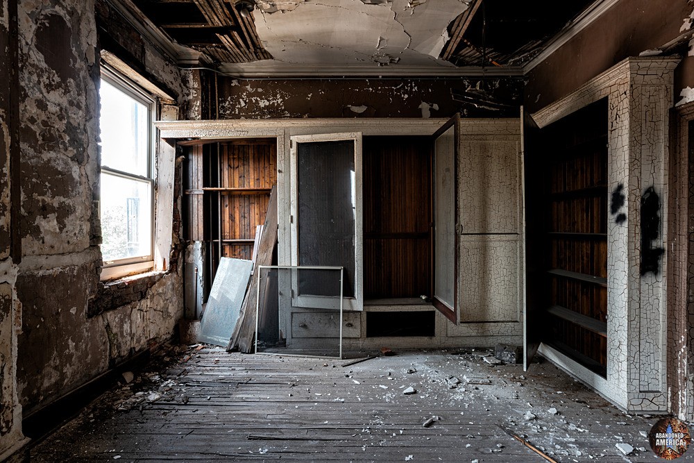 Sealed Off Apartment | Blue Horizon Boxing Arena (Philadelphia, PA) - Blue Horizon
