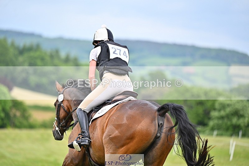 250524A-165331-15095 - C-274-Bizzy.Loffet-LONGBROOK.CHILLI.FLOWER