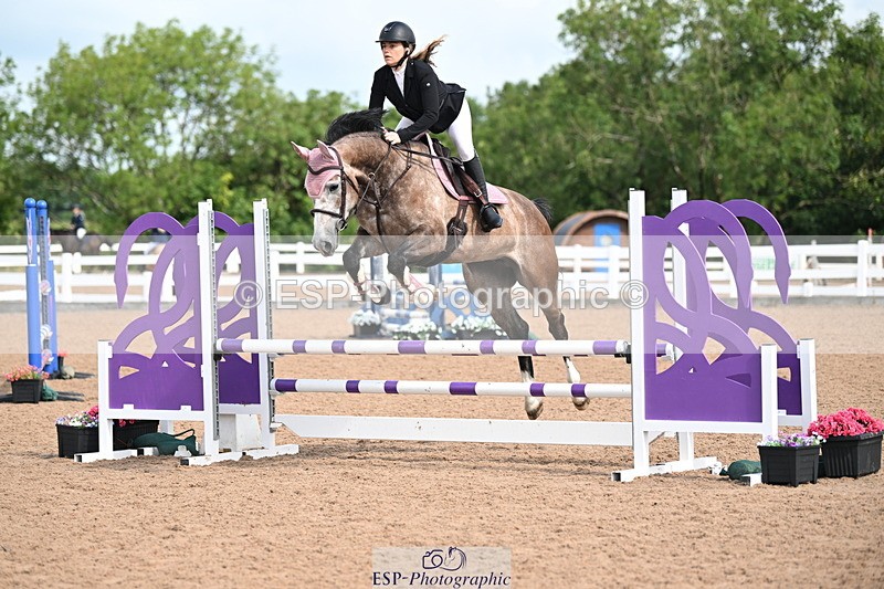 240726A-101737-00851 - Cls 7 Snr British Novice and 90cm Open