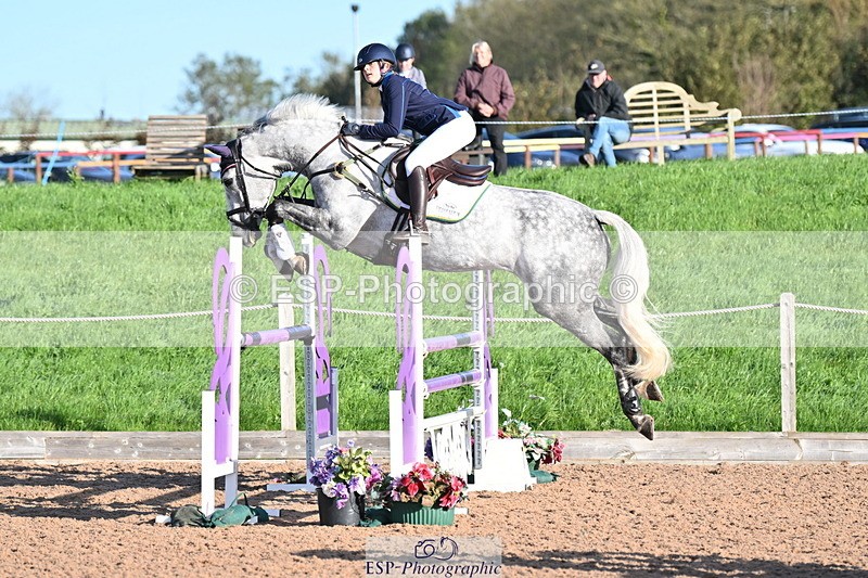 231015A-095058-07061 - Cls 28 Newcomers & 1.10m Open