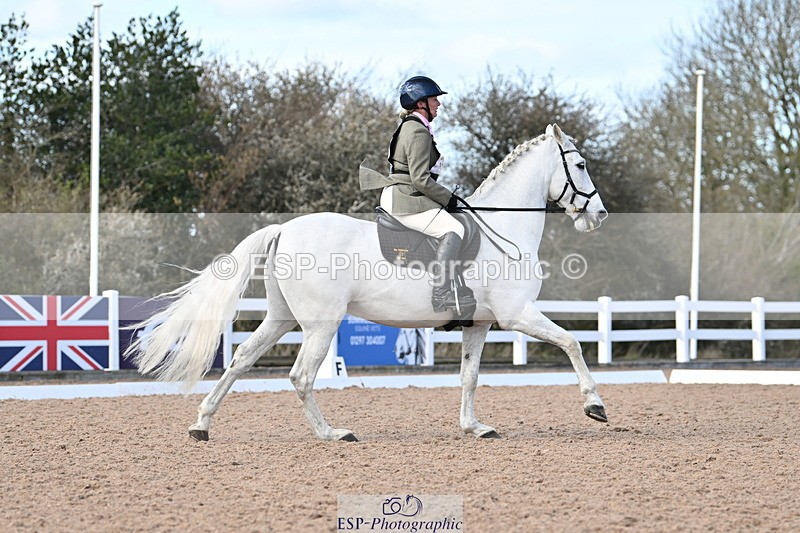 240324A-135841-03550 - Novice 28, 13.00 to 14.00