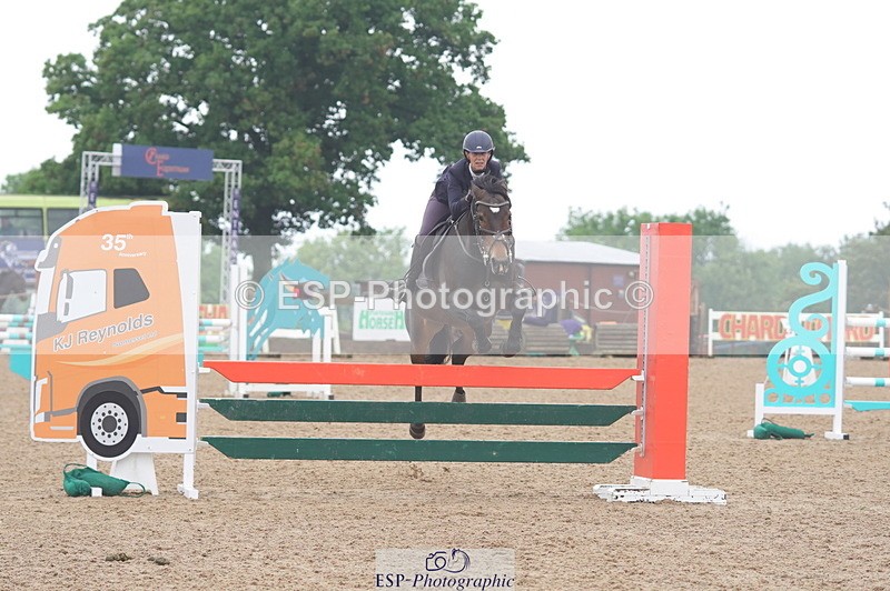 231017A-160300-07741 - Cls 31 Snr 1m Derby