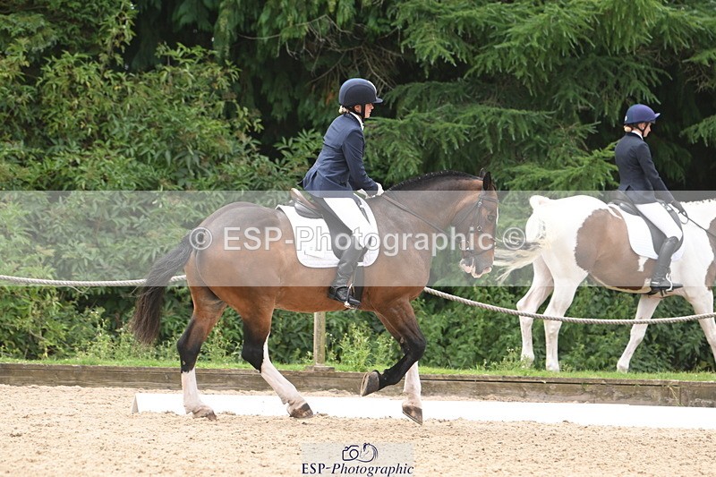 250719A-120206-04542 - 026-Carol.Quantrill-Cormoy.Lad