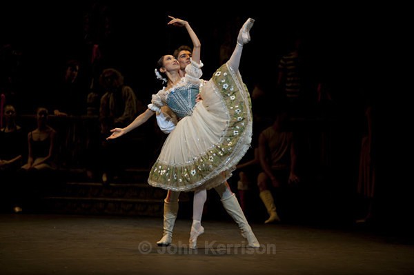 Erina Takahashi and Fernando Bufala (Coppelia) - Coppelia