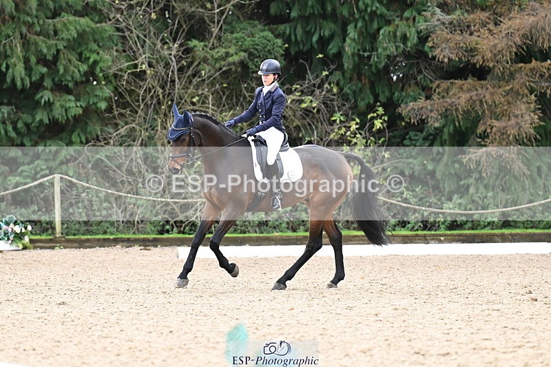 251023A-111133-01663 - B-135-Eva.Carse