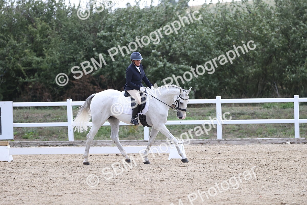 SBM_004211 - Class 9 - Novice 3 Champs