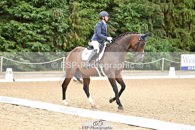 250808A-100951-00215 - 033-Tracey.Taylor-Gerben