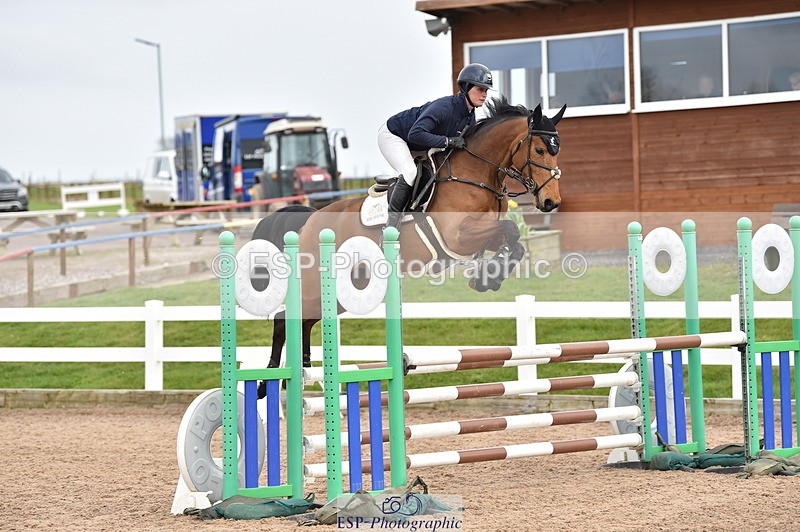 240327A-124128-00426 - Cls 4 Newcomers and 1.10m Open