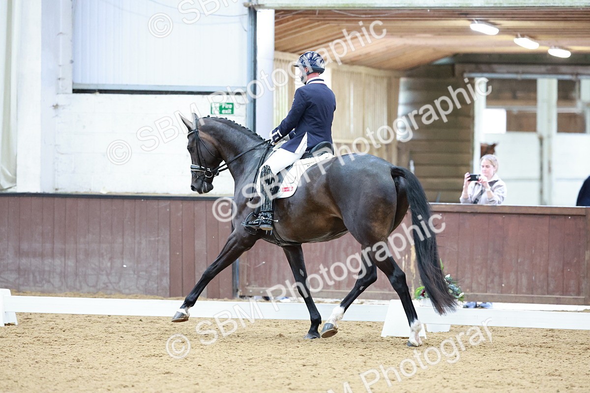 SBM_006304 - Class 3 - Medium 6 - 16.16-17.28