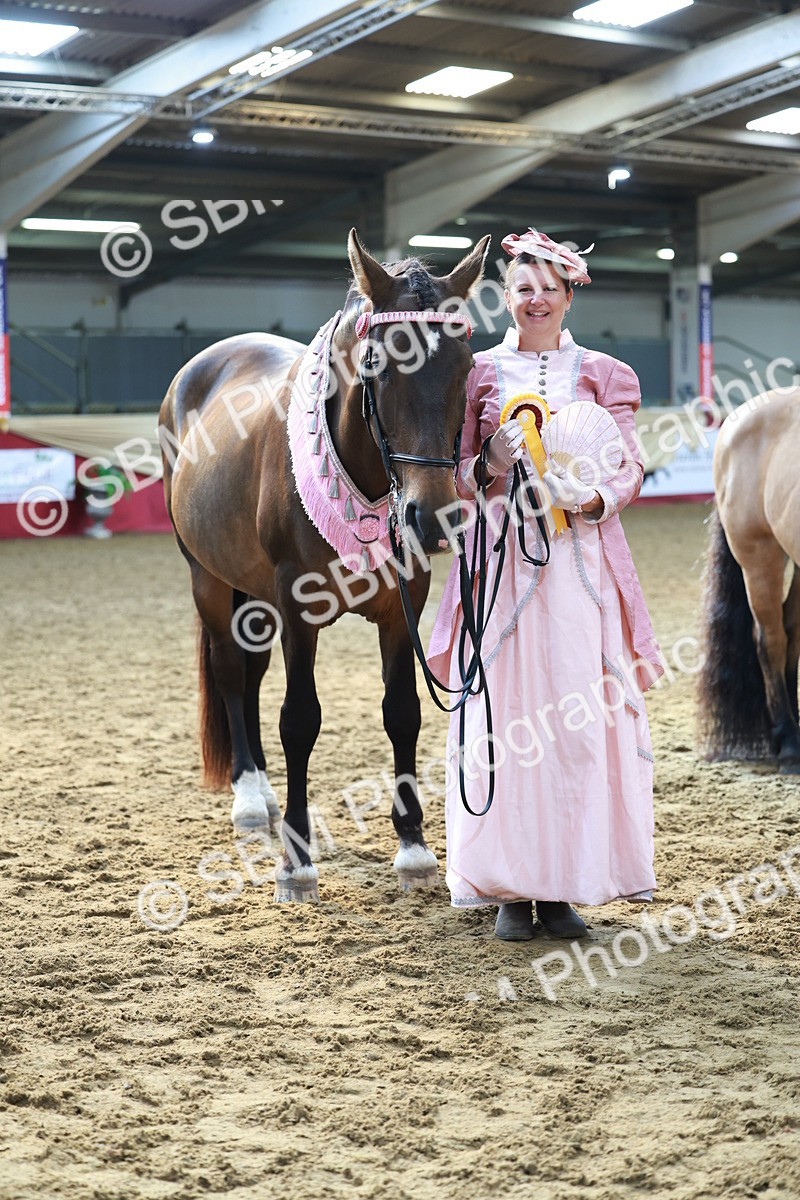 SBM_12144 - Class 103 - IH Costume