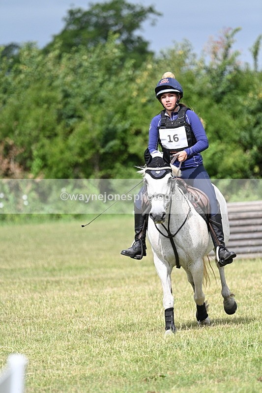 WJ7_5117 - 60cm XC Time 10:17 to 10:49