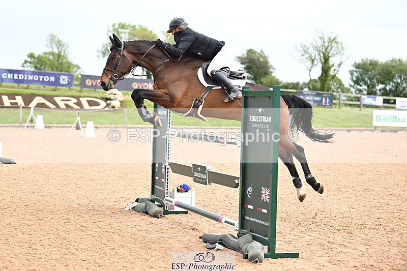 260513B-145334-01182 - Cls 6 Snr Fox and 1.20m Open