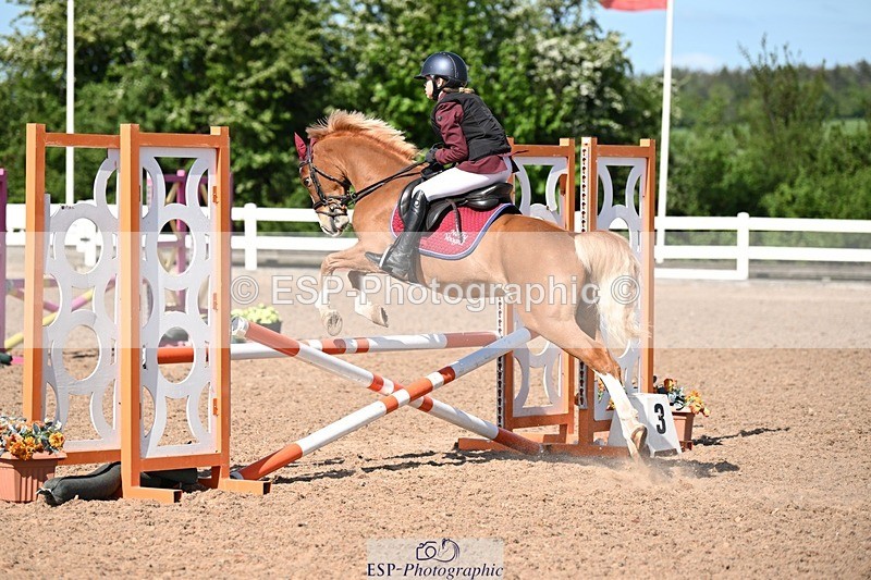 250504-102150-02061 - Cls 15+16 Club and Schools 70cm