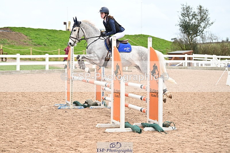 240309A-131334-01134 - Cls 8 Pony Newcomers and 1m Open