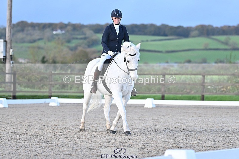 231105-161845-04051 - Cls 4 Novice 24 15.24 to 16.35 break
