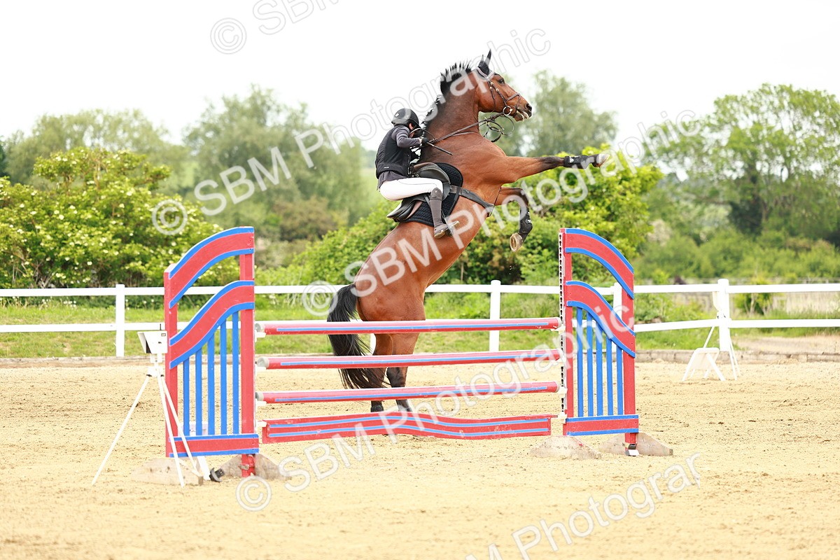 SBM_001110 - Class 5 - Senior Foxhunters - 1.20m