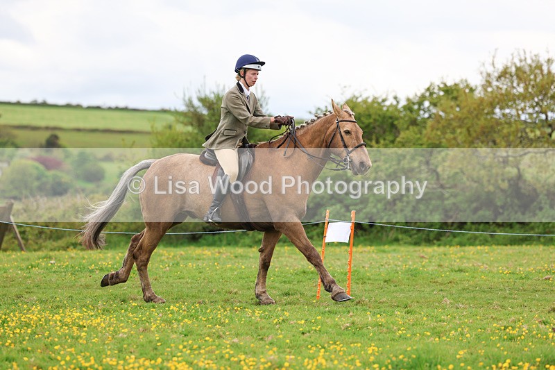 3E7A1040 - Class 6: Ridden Coloured