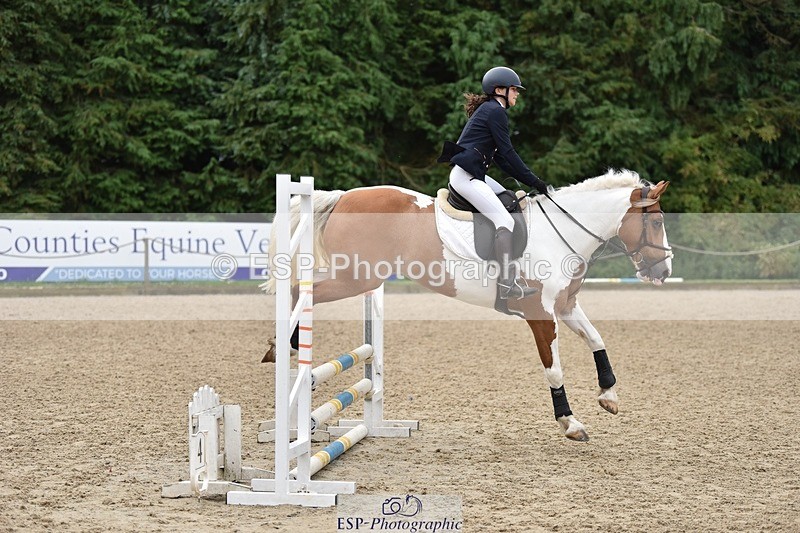 240802-102128-00806 - 70cm Round 1