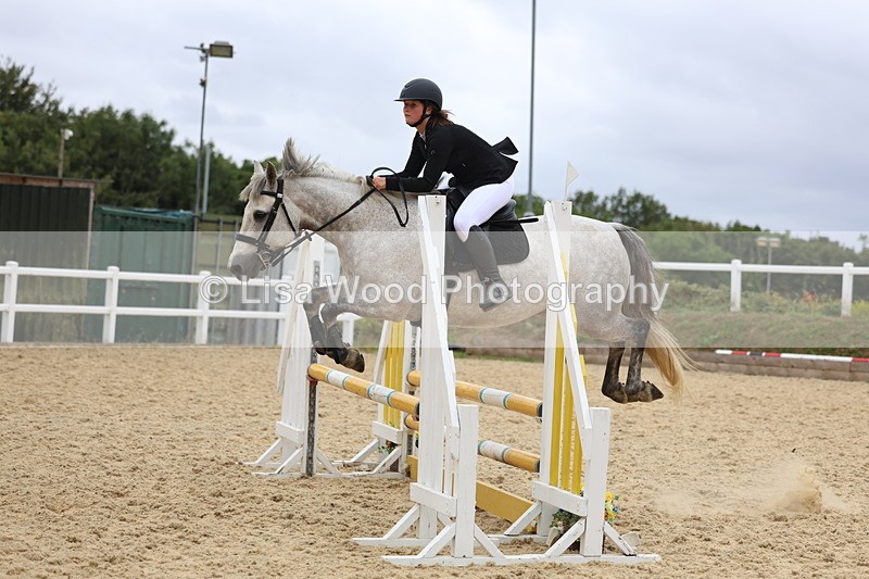 3E7A7060 - Class 13: Pony British Novice/80cm open