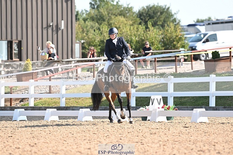 250816-095126-02983 - 077-Lynden.BarrowPerriland.Bombardier