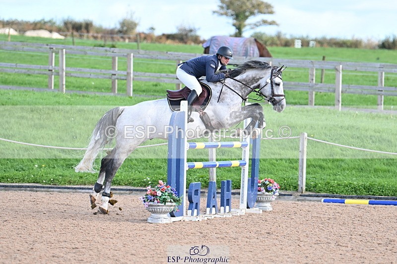 231015A-125117-08014 - Cls 30 Foxhunter & 1.20m Open