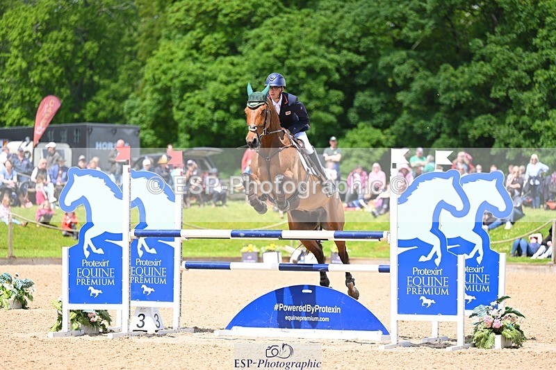 240526-122321-21338 - 115-THIS_ONES_ON_YOU-Joshua_Levett