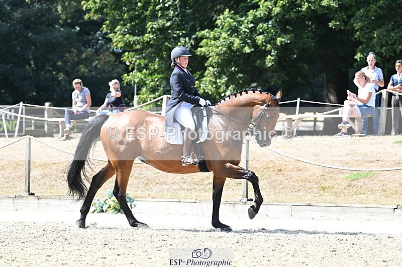 250810A-121346-06273 - 041-Laura.GreenIreldo.L