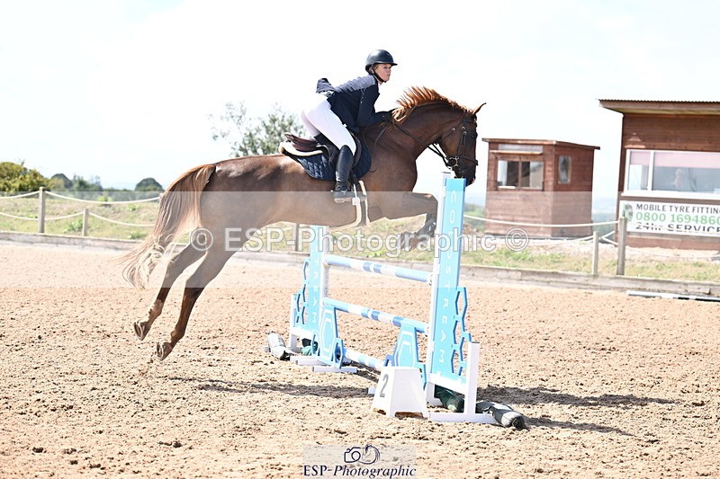 250827B-131405-00498 - Cls 4 Snr Newcomers 1.10m