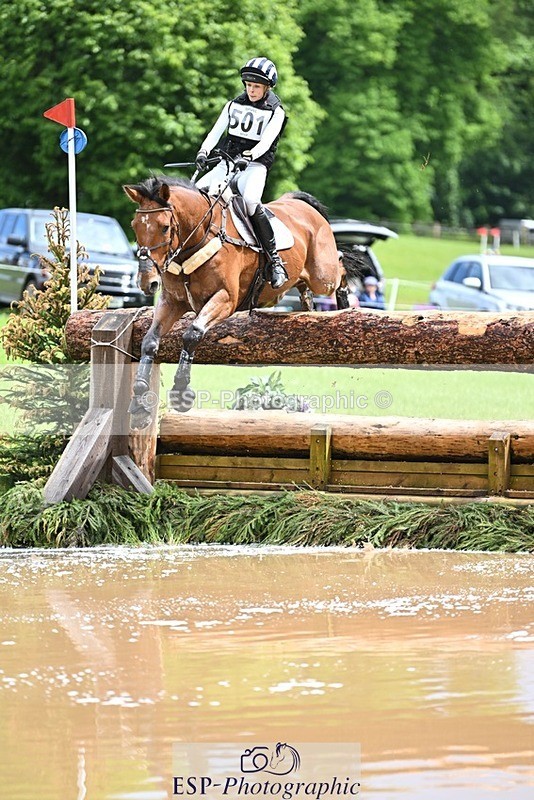 240526-141729-23879 - 501-BRUNO_FG-Edie_Campbell